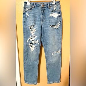 American eagle stretch ripped jeans size 4